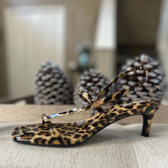 Abound- Leopard Print Kitten Heels- Size 7M - Picture 6 of 11